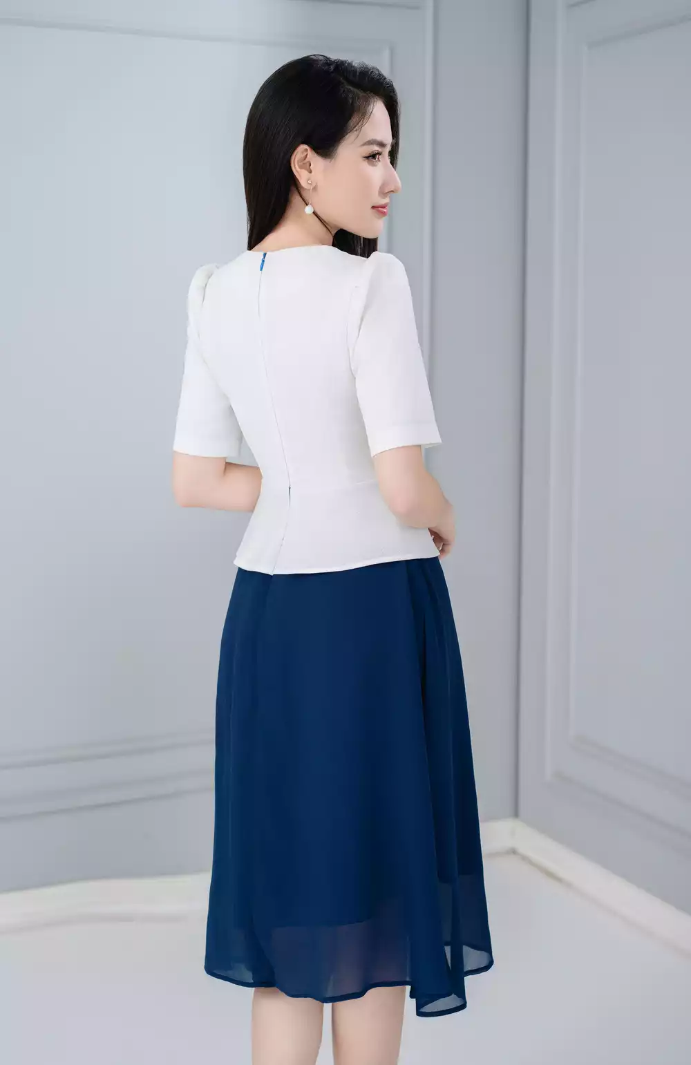 Đầm peplum trắng phối chân voan xanh | Thương hiệu thời trang công sở cho  phái đẹp