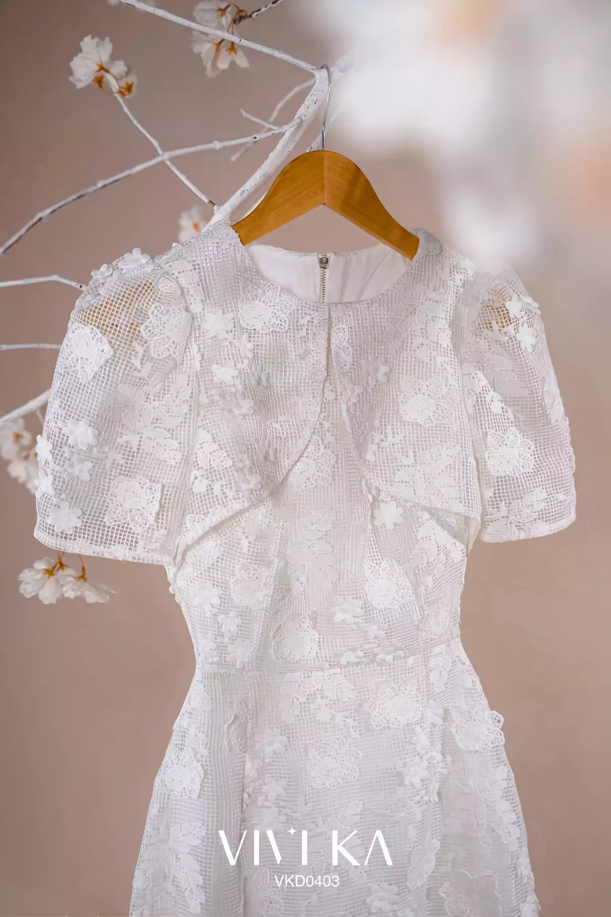 Đầm ren váy ren hoa thêu nổi 3D siêu phẩm / váy ren hoa thiết kế cao cấp |  Shopee Việt Nam