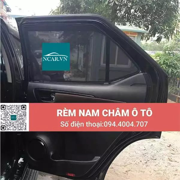 Tấm chắn nắng nam châm xe Toyota Fortune