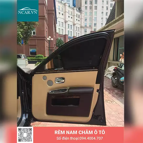 Tấm chắn nắng xe Roll Royce Ghost 2016