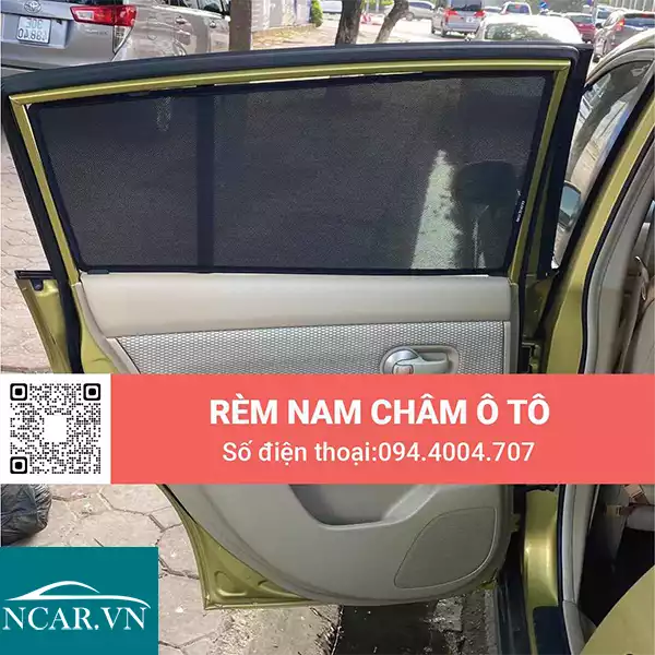 Tấm chắn nắng nam châm xe Nissan Tida