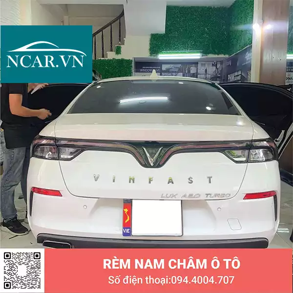 Tấm chắn nắng xe VINFAST Lux A