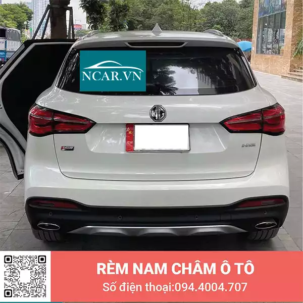 Tấm chắn nắng nam châm xe MG HS