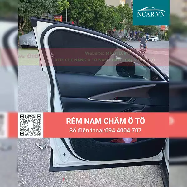 Tấm chắn nắng nam châm xe Mazda CX30