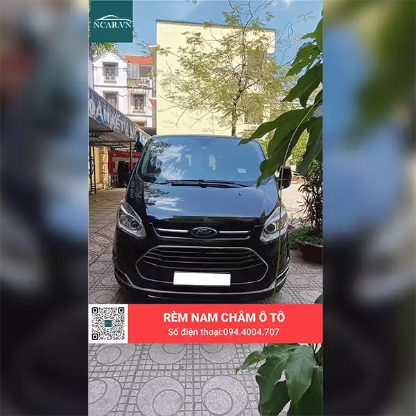 Tấm chắn nắng nam châm xe Ford Tourneo