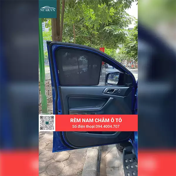 Tấm chắn nắng nam châm xe Ford Ranger