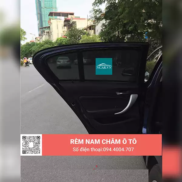 Tấm chắn nắng xe BMW 118i