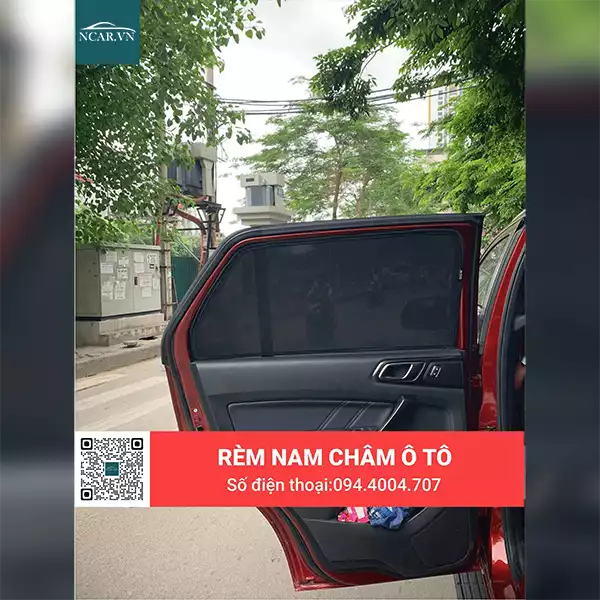 Tấm chắn nắng nam châm xe Ford Everest