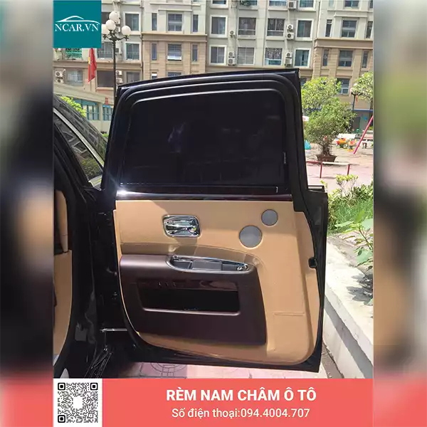 Tấm chắn nắng xe Roll Royce Ghost 2016