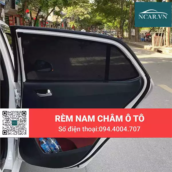 Tấm chắn nắng nam châm xe Hyundai i10 Hatback