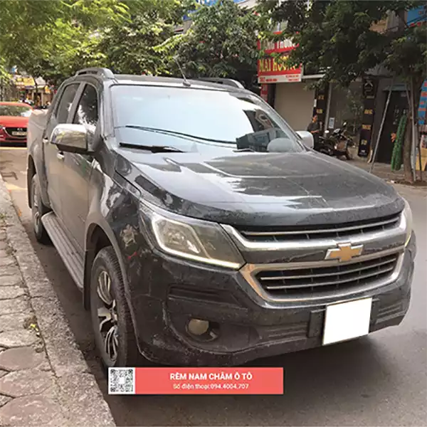 Tấm chắn nắng nam châm xe Chevrolet Colorado