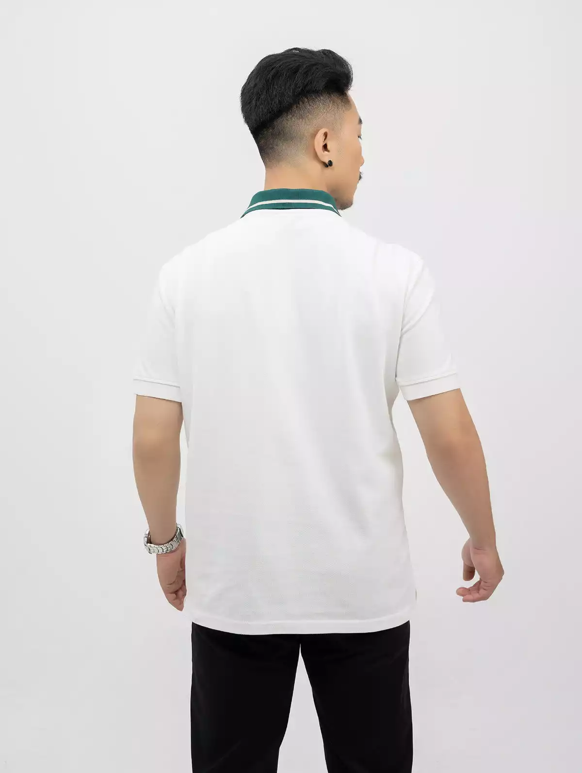 Áo Polo Nam Ugo Màu Xanh Lá vải Uni phom Regular Fit