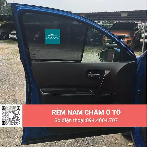 Tấm chắn nắng nam châm xe Nissan Qashqai 5C