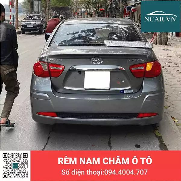 Tấm chắn nắng nam châm xe Hyundai Avante = elantra