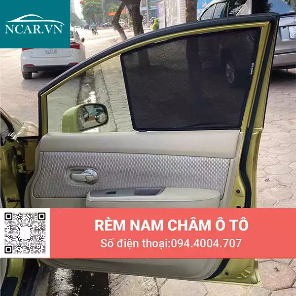 Tấm chắn nắng nam châm xe Nissan Tida