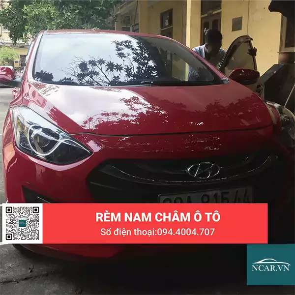 Tấm chắn nắng nam châm xe Hyundai i30