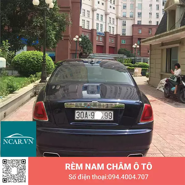Tấm chắn nắng xe Roll Royce Ghost 2016