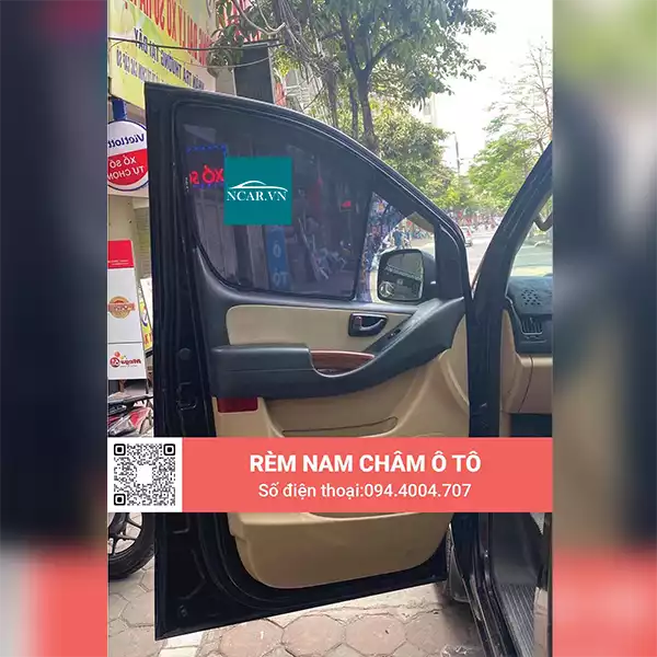 Tấm chắn nắng nam châm xe Hyundai Starex 2007-2018