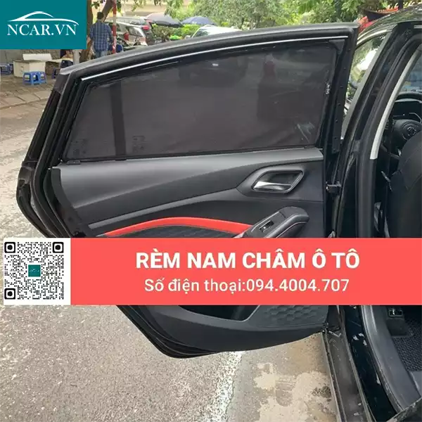 Tấm chắn nắng nam châm xe MG5