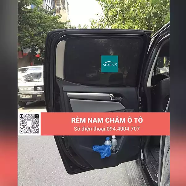 Tấm chắn nắng nam châm xe Chevrolet Colorado