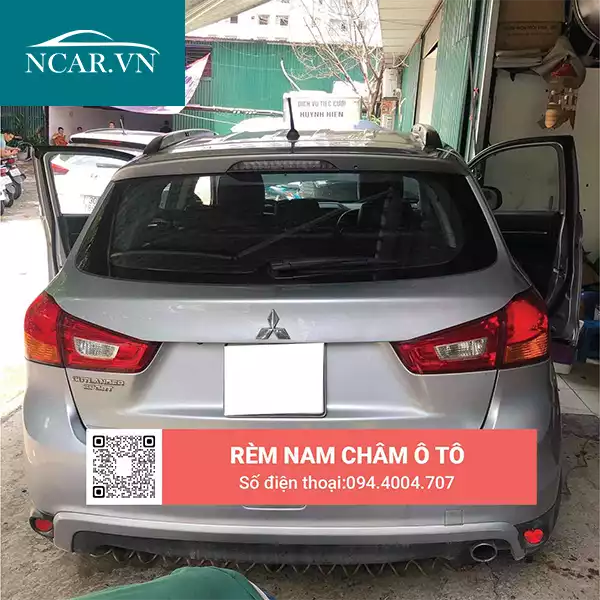 Tấm chắn nắng nam châm xe MITSUBISHI Outlander Sport