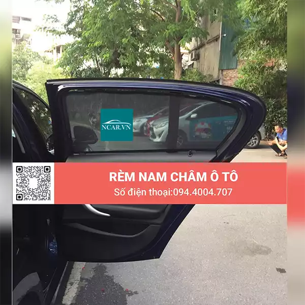 Tấm chắn nắng xe BMW 118i