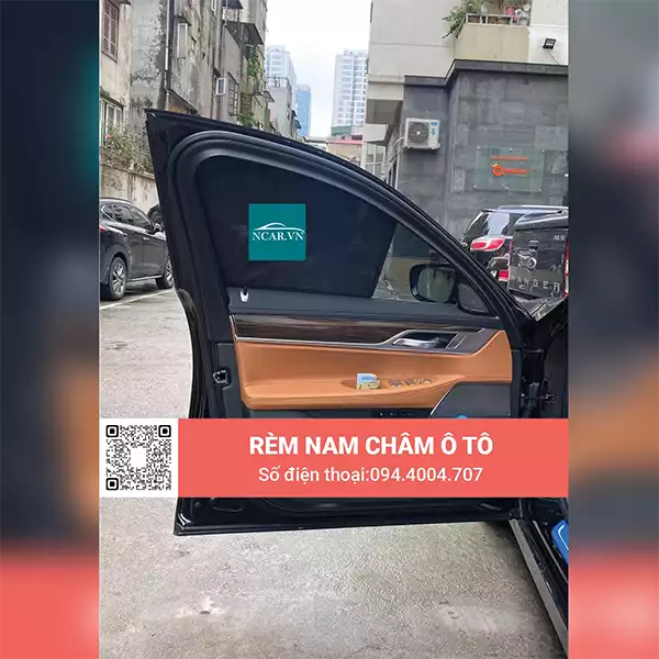 Tấm chắn nắng xe BMW 730i