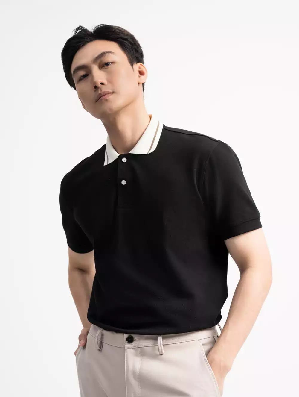 Áo Polo Nam Ugo Màu Đen vải Uni phom Regular Fit