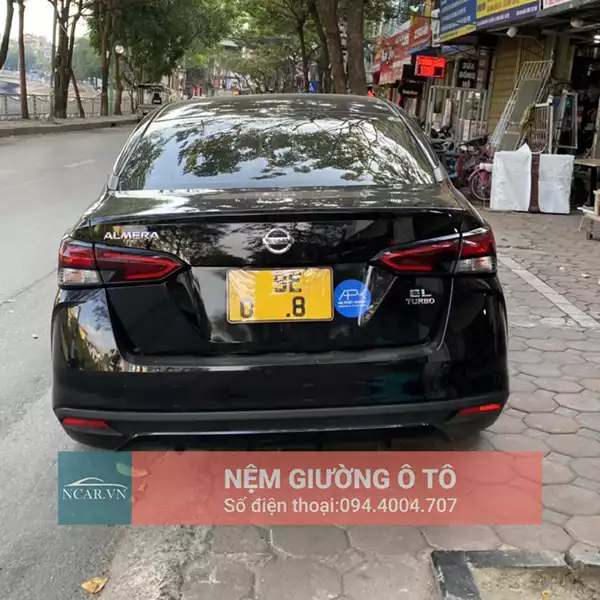 Tấm chắn nắng nam châm xe Nissan Almera