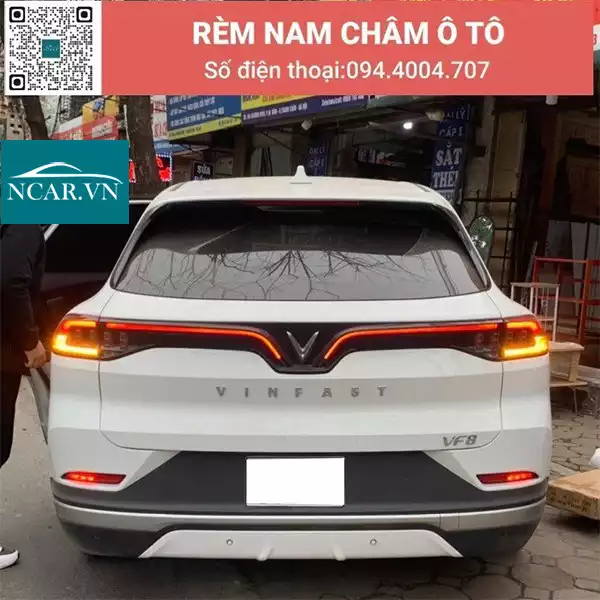 Tấm chắn nắng nam châm xe Vinfast VF8
