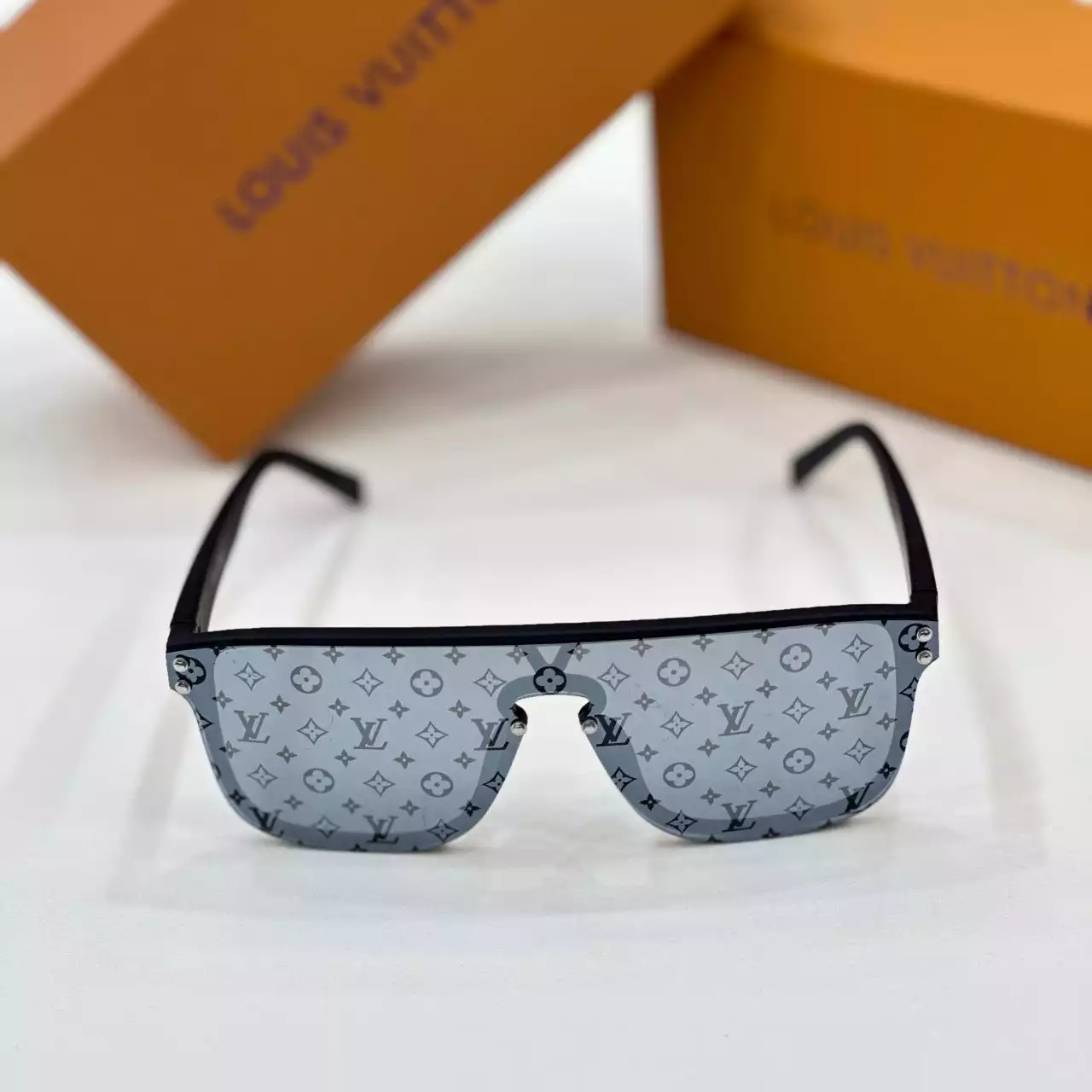 Mắt Kính LV Waimea Sunglasses Black frame