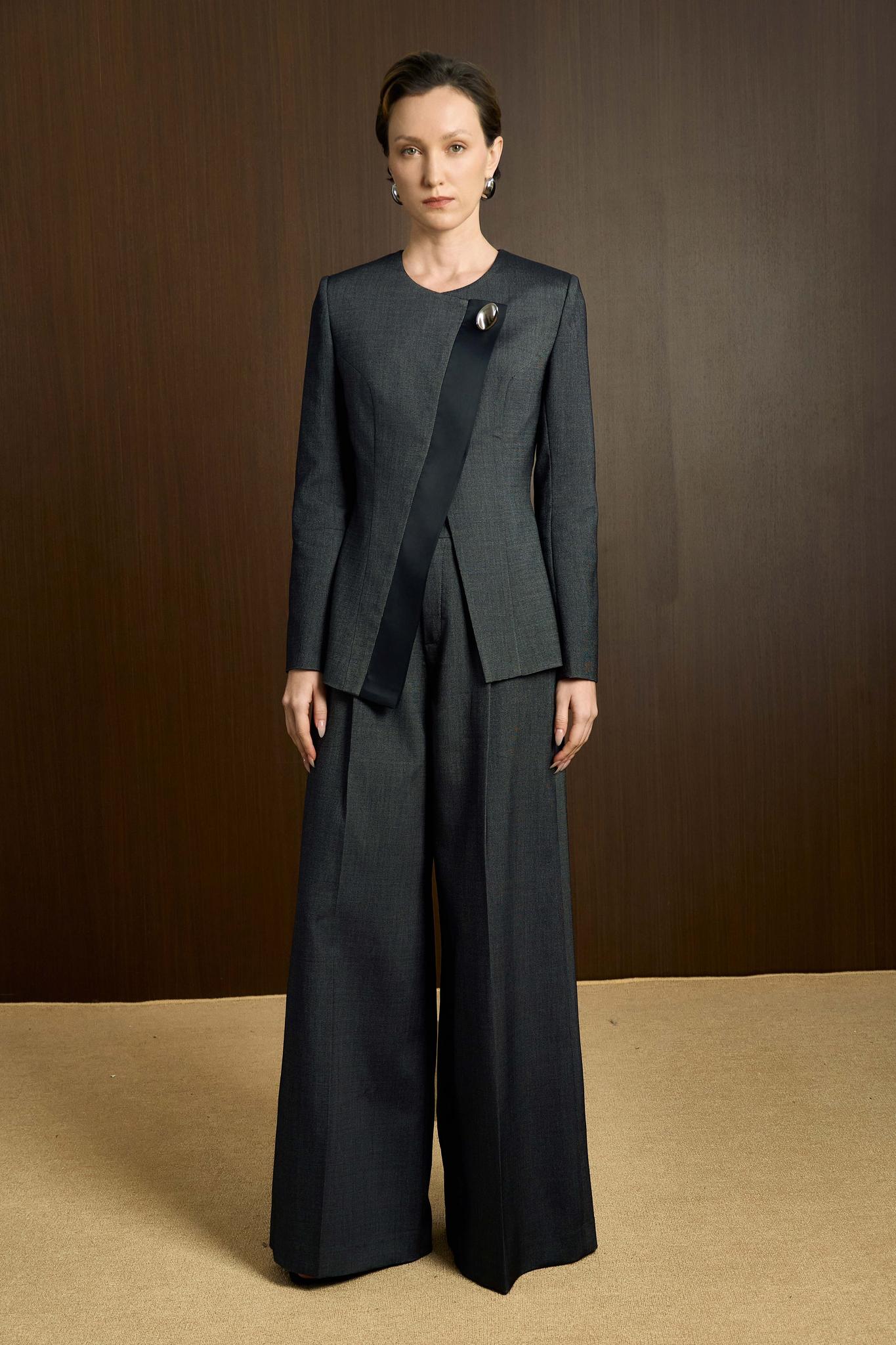 Wide-straight pants — view 1