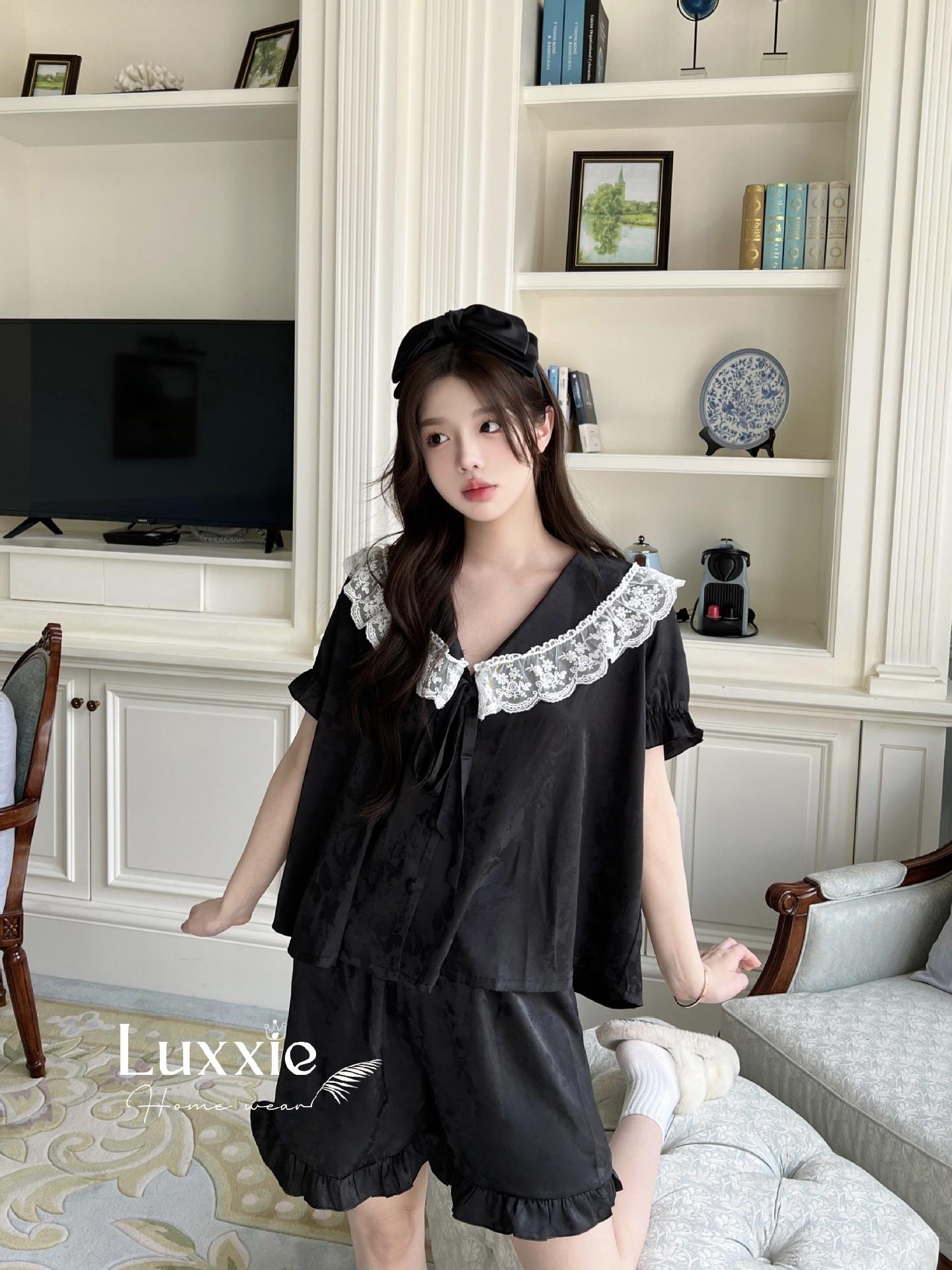 N108C Pijama lụa gấm hoa cổ ren trắng buộc nơ cộc đùi_11