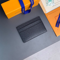 Ví đựng thẻ LV Double Card Holder Taiga Leather