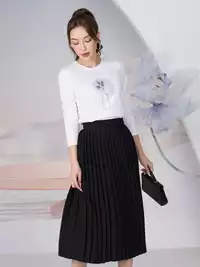 Áo thun dài tay in hình hoa xinh xắn