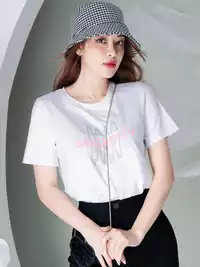 Áo phông nữ phom rộng in hình cá