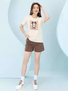 Áo phông nữ phom rộng in hình gấu
