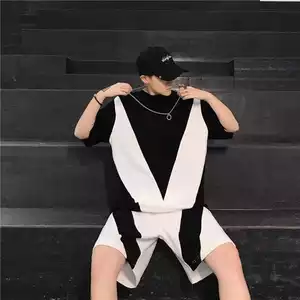 Set Black & White