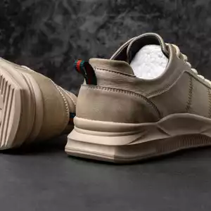 Sneaker da thật CS560