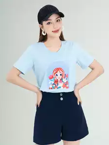 Áo phông nữ phom rộng in hình công chúa