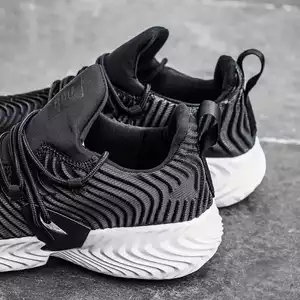 Sneaker cực chất CS022