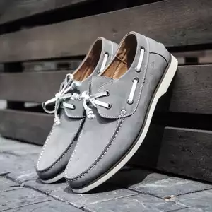 Giày da lộn phong cách CS447
