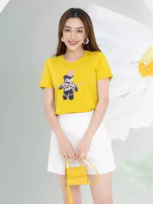 Áo phông nữ in hình gấu nâu