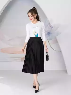 Áo thun nữ dài tay in hình hoa cúc Bright