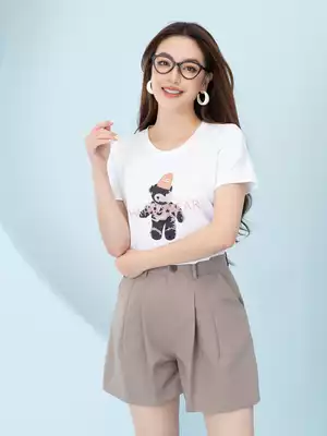 Áo phông nữ in hình gấu nâu