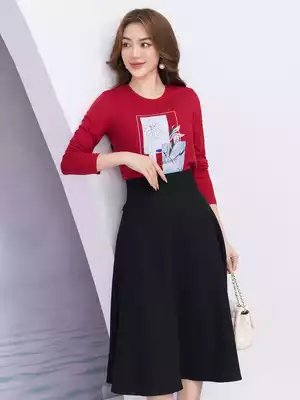 Áo phông nữ dài tay in hình hoa Minimalism