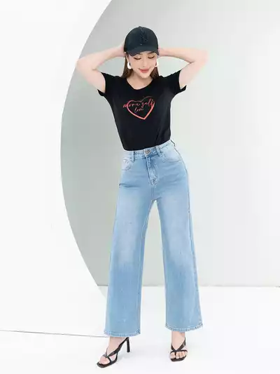  Áo phông nữ in hình tim 