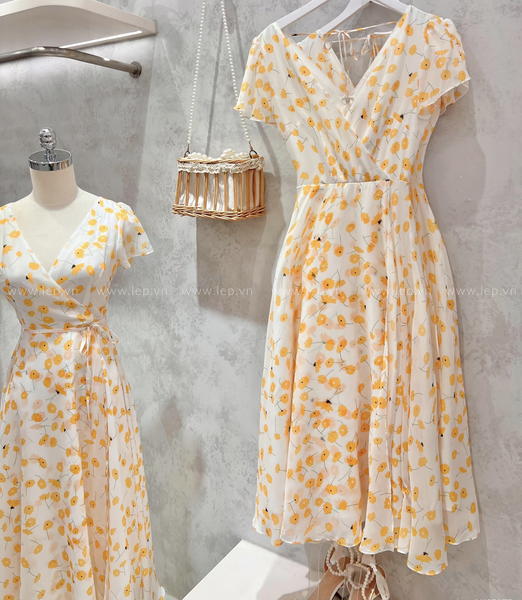Đầm hoa cổ V đắp chéo