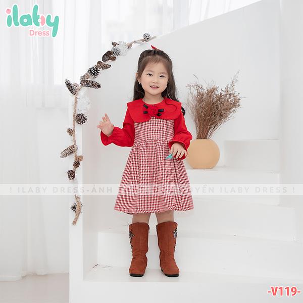 váy nhung đỏ phối dạ kẻ cài hoa