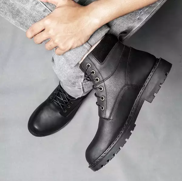 Giày cao cổ da thật CS625